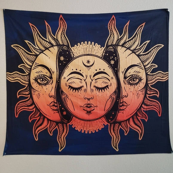 Sun Pattern Tapestry - Picture 2 of 2